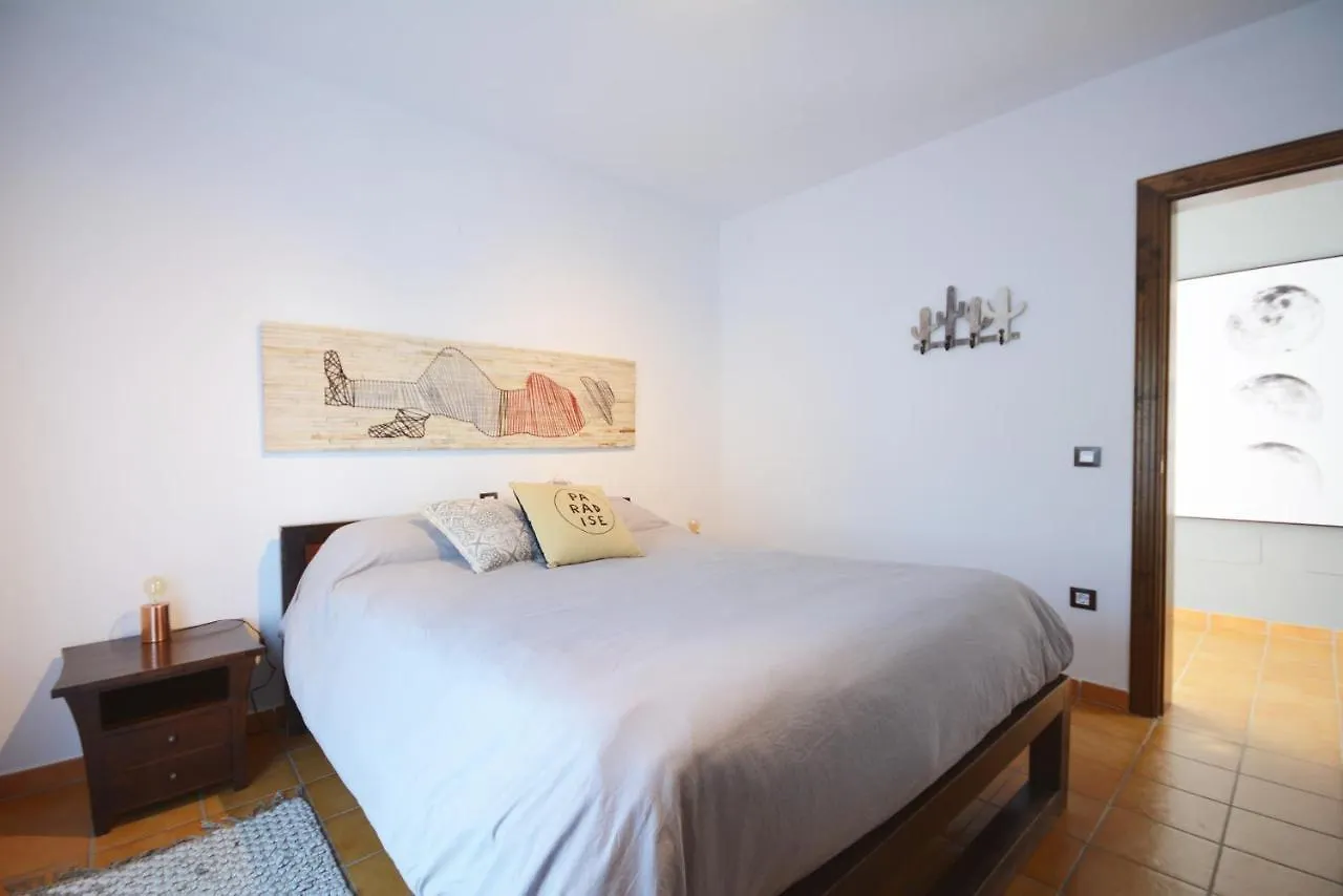 Beautiful Spacious Villa With Private Heated Pool In Lajares