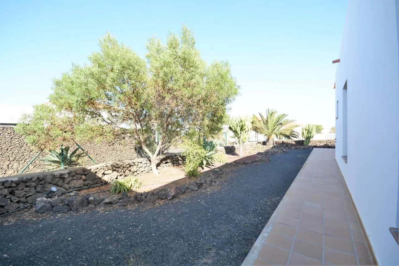 Beautiful Spacious Villa With Private Heated Pool In Lajares